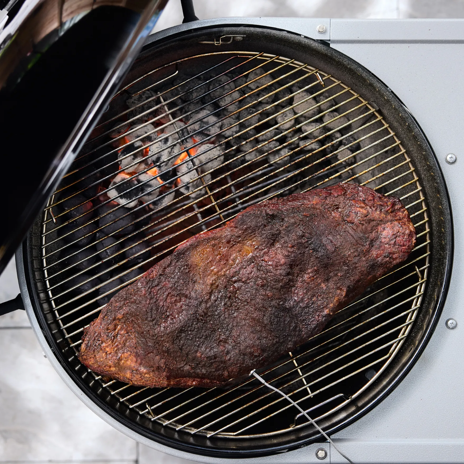 22” Performer™ Premium Smart Charcoal Grill