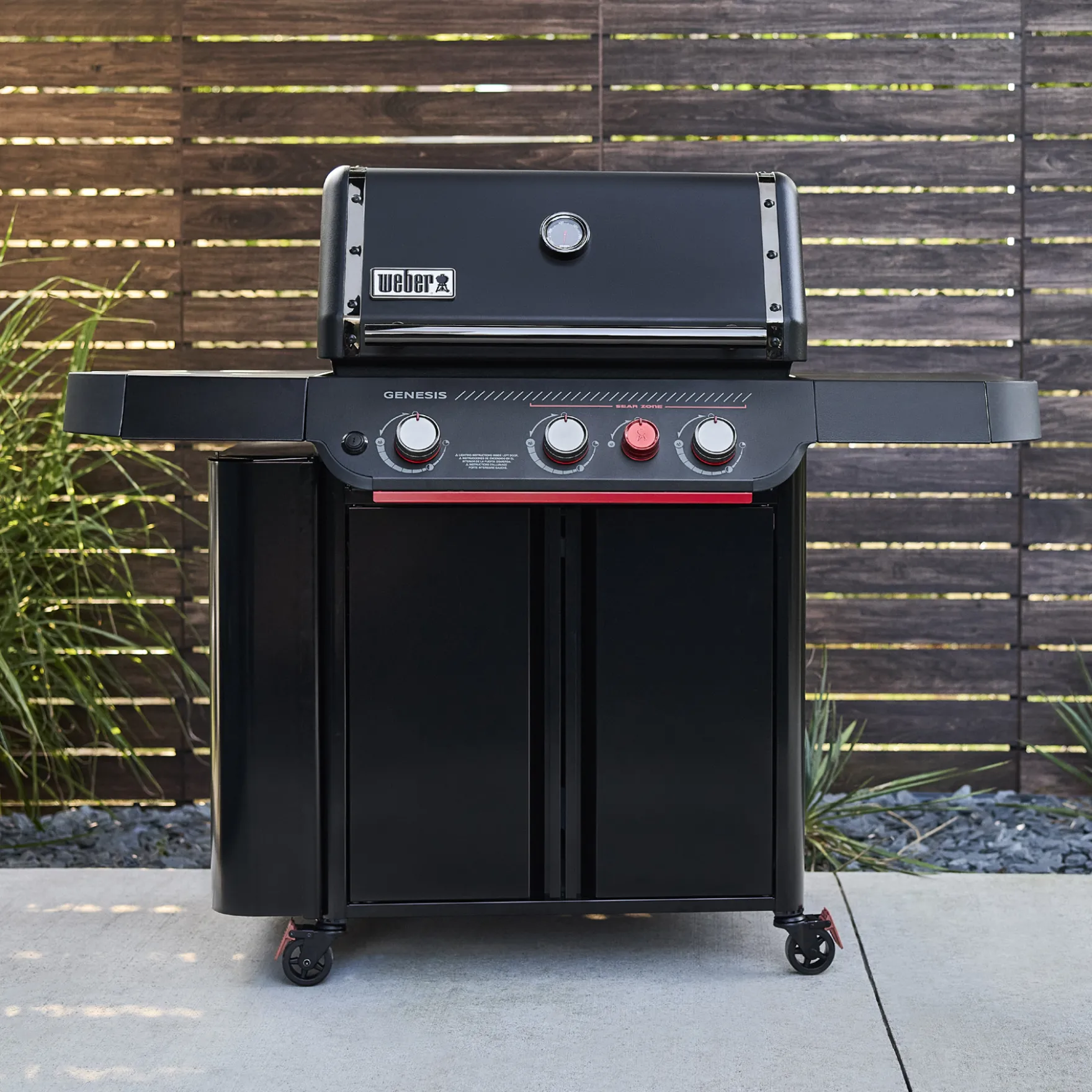 Genesis® E-330 Gas Grill Stealth® Edition (Natural Gas)