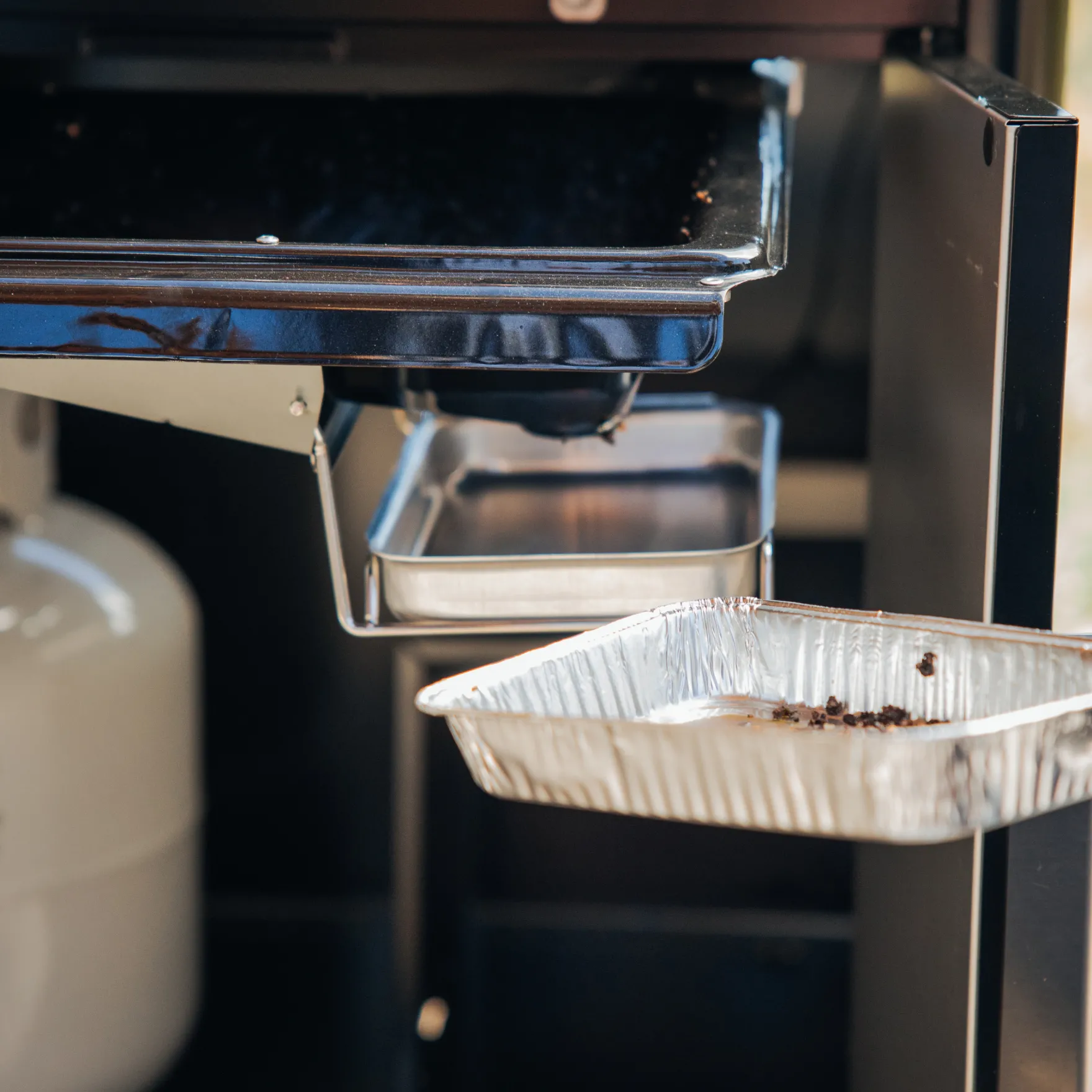 Genesis S-435 Gas Grill (Liquid Propane)