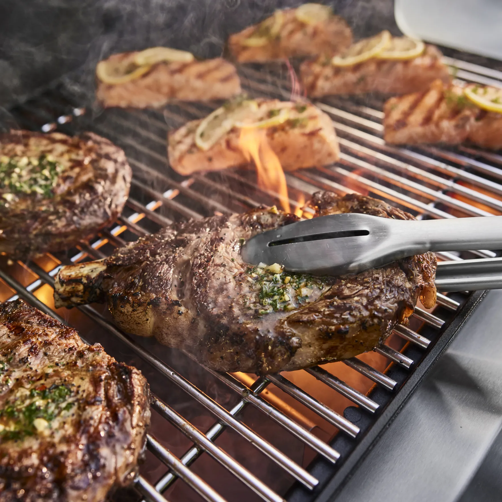 Genesis S-335 Gas Grill (Liquid Propane)
