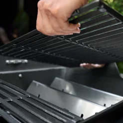 Spirit® E-325 Gas Grill Stealth® Edition (Liquid Propane)
