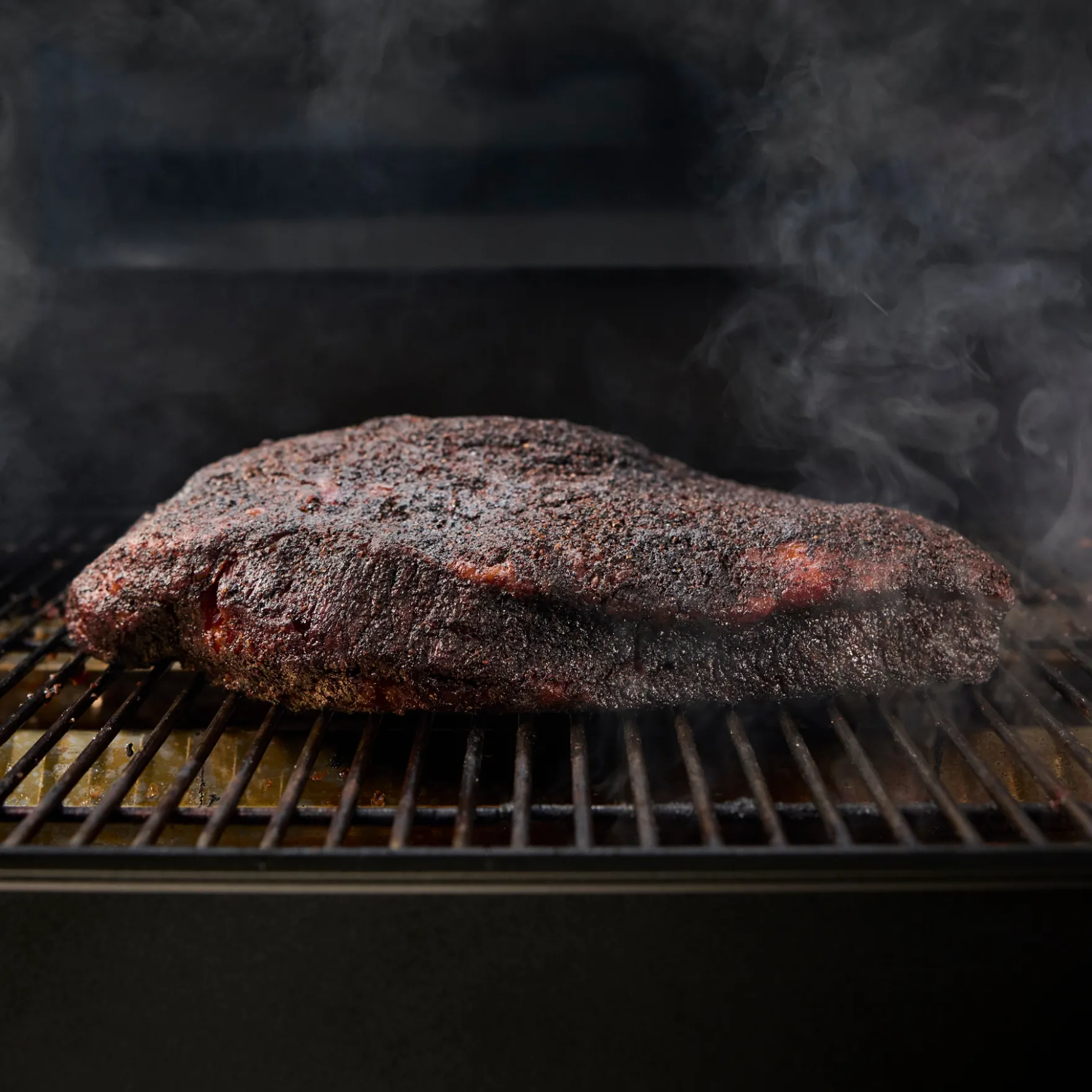 Weber Smoque™ Pellet Smoker